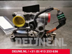 Used Oil pump Volvo V60 I (FW/GW) 2.0 D2 16V Price € 75,00 Margin scheme offered by van Deijne Onderdelen Uden B.V.