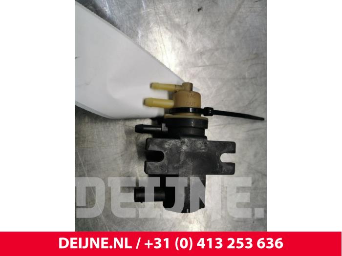 Usagé Régulateur pression turbo Mercedes ML III (166) 2.1 ML-250 CDI 16V BlueTEC 4-Matic Prix € 25,00 Règlement à la marge proposé par van Deijne Onderdelen Uden B.V.