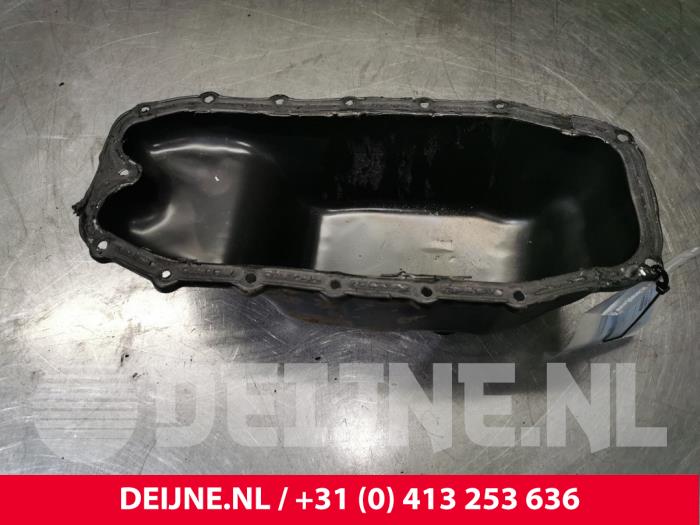 Begagnade Oljetråg Opel Combo 1.3 CDTI 16V ecoFlex Pris € 60,50 Inklusive moms erbjuds av van Deijne Onderdelen Uden B.V.