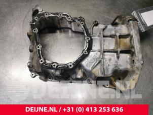 Used Sump Mercedes Vito (447.6) 1.6 111 CDI 16V Price € 102,85 Inclusive VAT offered by van Deijne Onderdelen Uden B.V.