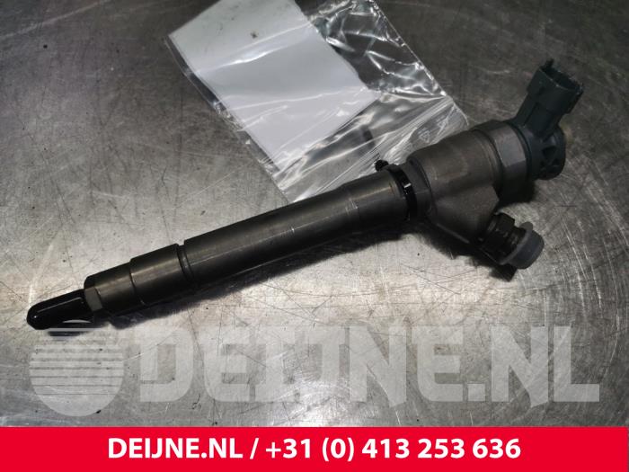 Usagé Injecteurs Mercedes Vito (447.6) 1.6 111 CDI 16V Prix € 90,75 Prix TTC proposé par van Deijne Onderdelen Uden B.V.