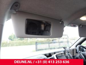 Używane Oslona przeciwsloneczna Renault Trafic (1FL/2FL/3FL/4FL) 2.0 dCi 16V 170 Cena na żądanie oferowane przez van Deijne Onderdelen Uden B.V.