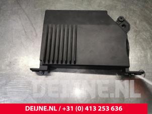 Used Radio amplifier Volvo V60 II (ZW) 2.0 D4 16V Price € 350,00 Margin scheme offered by van Deijne Onderdelen Uden B.V.