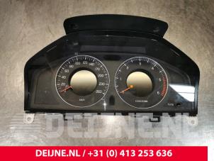 Gebrauchte Tacho - Kombiinstrument KM Volvo V70 (BW) 2.4 D5 20V Preis € 65,00 Margenregelung angeboten von van Deijne Onderdelen Uden B.V.