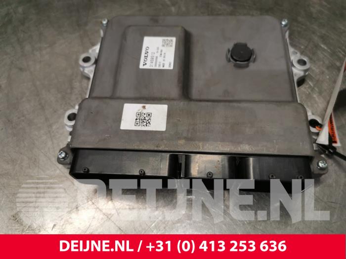 Used Engine management computer Volvo XC60 II (UZ) 2.0 B4 16V Mild Hybrid AWD Price € 250,00 Margin scheme offered by van Deijne Onderdelen Uden B.V.