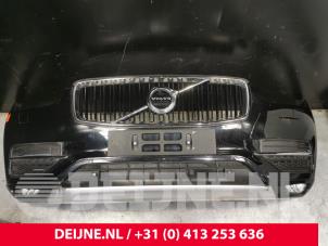 Usagé Pare-chocs avant Volvo XC90 II 2.0 D5 16V AWD Prix € 1.500,00 Règlement à la marge proposé par van Deijne Onderdelen Uden B.V.