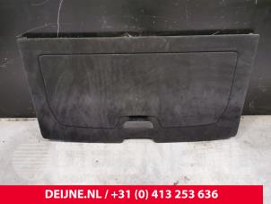 Usagé Coffre tapis Volvo XC90 II 2.0 D5 16V AWD Prix € 60,00 Règlement à la marge proposé par van Deijne Onderdelen Uden B.V.