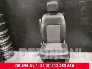 Używane Fotel lewy Peugeot Expert (VA/VB/VE/VF/VY) 2.0 Blue HDi 120 16V Cena na żądanie oferowane przez van Deijne Onderdelen Uden B.V.