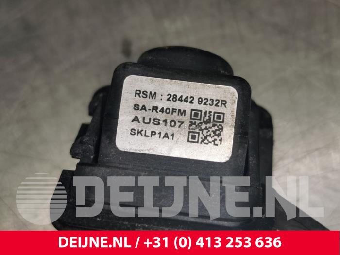 Caméra de recul d'un Renault Master IV (MA/MB/MC/MD/MH/MF/MG/MH) 2.3 dCi 135 16V FWD 2020