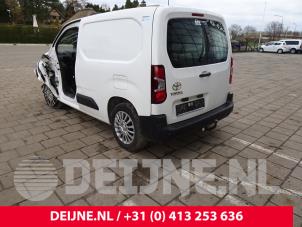 Używane Tylne drzwi samochodu dostawczego Toyota ProAce City 1.2 VVT-i 110 Cena € 605,00 Z VAT oferowane przez van Deijne Onderdelen Uden B.V.