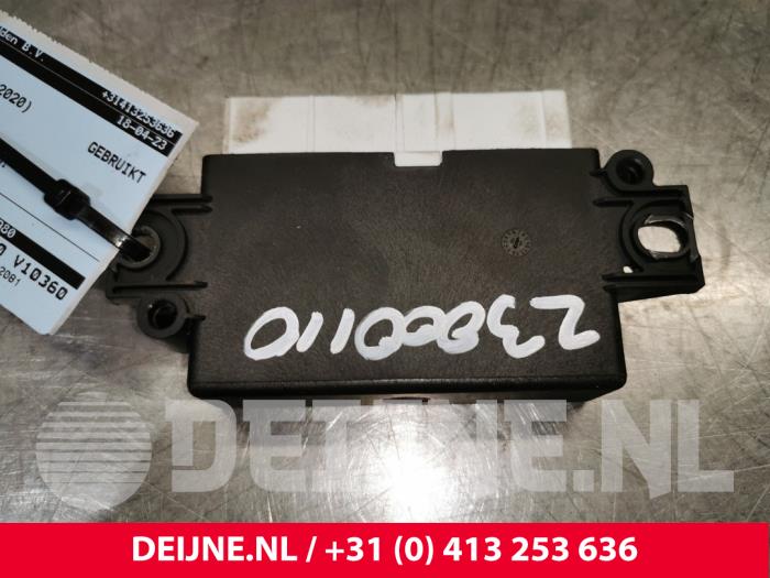 Begagnade PDC-modul Toyota ProAce City 1.2 VVT-i 110 Pris € 72,60 Inklusive moms erbjuds av van Deijne Onderdelen Uden B.V.