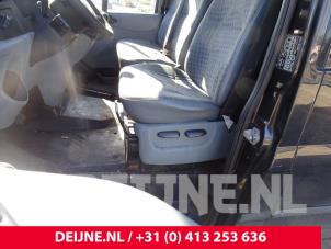 Used Seat, left Ford Transit 2.2 TDCi 16V Price € 151,25 Inclusive VAT offered by van Deijne Onderdelen Uden B.V.