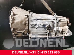 Używane Skrzynia biegów Mercedes Sprinter 3,5t (906.63) 319 CDI,BlueTEC V6 24V Cena € 1.210,00 Z VAT oferowane przez van Deijne Onderdelen Uden B.V.