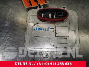 Usagé Module Xenon Mercedes Sprinter 3,5t (906.63) 319 CDI,BlueTEC V6 24V Prix € 72,60 Prix TTC proposé par van Deijne Onderdelen Uden B.V.