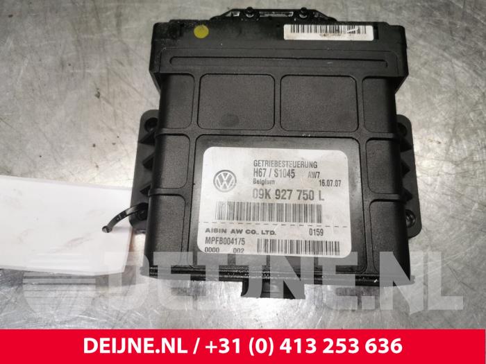 Used Automatic gearbox computer Volkswagen Multivan T5 (7E/7HC/7HF/7HM) 2.5 TDi Price € 151,25 Inclusive VAT offered by van Deijne Onderdelen Uden B.V.