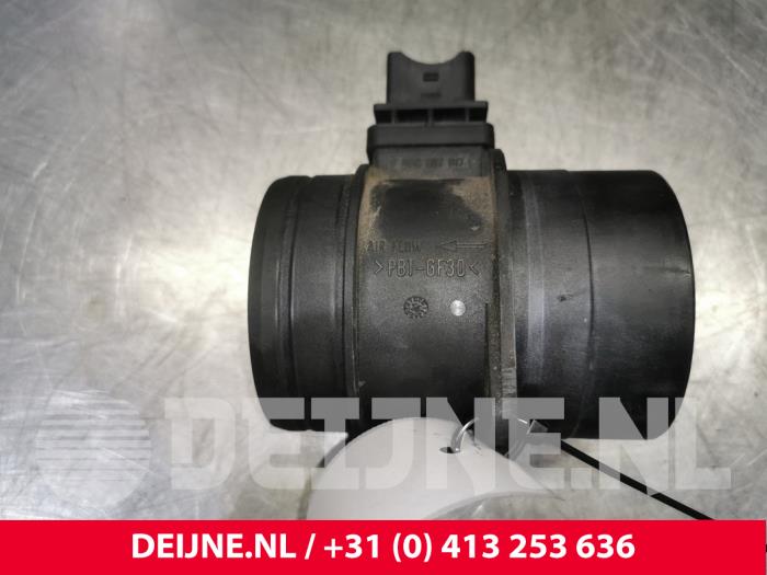 Usagé Débitmètre Volkswagen Multivan T5 (7E/7HC/7HF/7HM) 2.5 TDi Prix € 36,30 Prix TTC proposé par van Deijne Onderdelen Uden B.V.