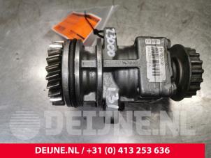 Gebrauchte Lenkkraftverstärker Pumpe Volkswagen Multivan T5 (7E/7HC/7HF/7HM) 2.5 TDi Preis € 151,25 Mit Mehrwertsteuer angeboten von van Deijne Onderdelen Uden B.V.