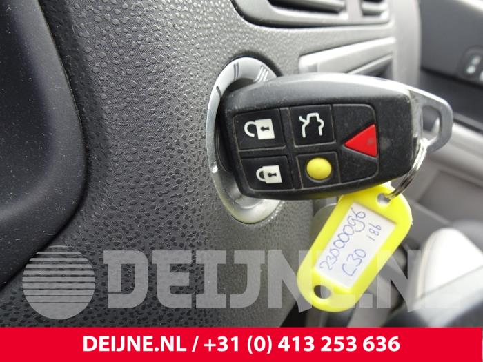 Serrure de contact + clé d'un Volvo C30 (EK/MK) 1.8 16V Flexifuel 2007