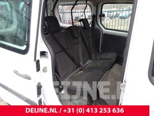 Used Rear bench seat Renault Kangoo Express (FW) 1.5 dCi 90 FAP Price € 211,75 Inclusive VAT offered by van Deijne Onderdelen Uden B.V.
