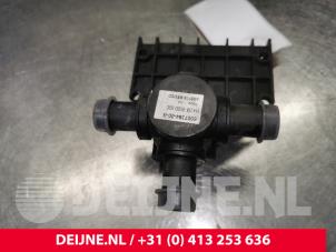 Used Electric heater valve Tesla Model S P85D Price € 90,75 Inclusive VAT offered by van Deijne Onderdelen Uden B.V.