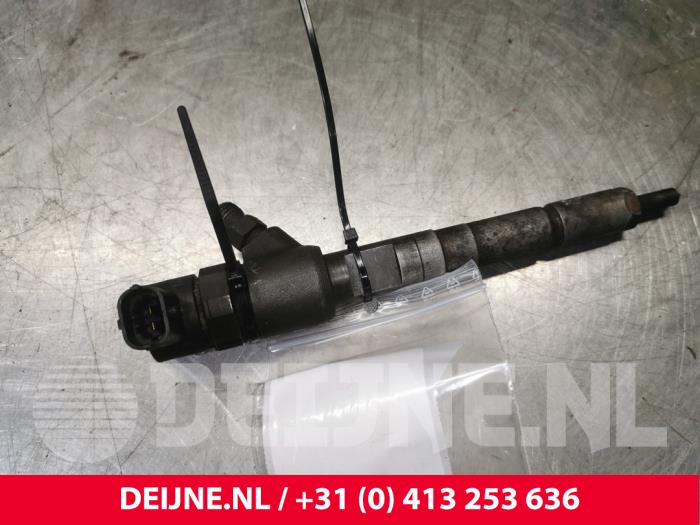 Usagé Injecteurs Renault Trafic New (JL) 1.9 dCi 100 16V Prix € 96,80 Prix TTC proposé par van Deijne Onderdelen Uden B.V.