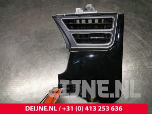 Usagé Grille aération tableau de bord Tesla Model S P85D Prix € 48,40 Prix TTC proposé par van Deijne Onderdelen Uden B.V.