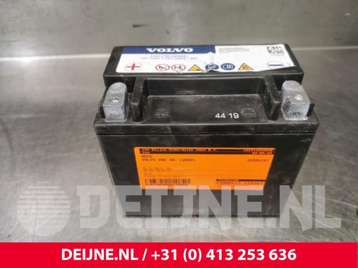 Batterie Volvo V60 II 2.0 D4 16V - P31652780 VOLVO