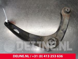 Used Front lower wishbone, right Peugeot Partner (GC/GF/GG/GJ/GK) 1.6 HDI 90 16V Price € 30,25 Inclusive VAT offered by van Deijne Onderdelen Uden B.V.