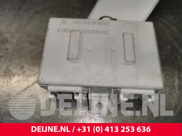 Navigation module from a Renault Master IV (MA/MB/MC/MD/MH/MF/MG/MH) 2.3 dCi 135 16V FWD 2020