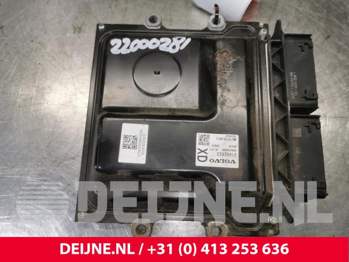 Used Engine management computer Volvo V40 (MV) 2.0 D2 16V Price € 100,00 Margin scheme offered by van Deijne Onderdelen Uden B.V.
