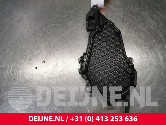Usagé Couvercle de distribution Toyota ProAce 2.0 D-4D 122 16V Worker Prix € 48,40 Prix TTC proposé par van Deijne Onderdelen Uden B.V.
