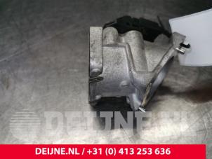 Used Intake manifold Toyota ProAce 2.0 D-4D 122 16V Worker Price € 54,45 Inclusive VAT offered by van Deijne Onderdelen Uden B.V.