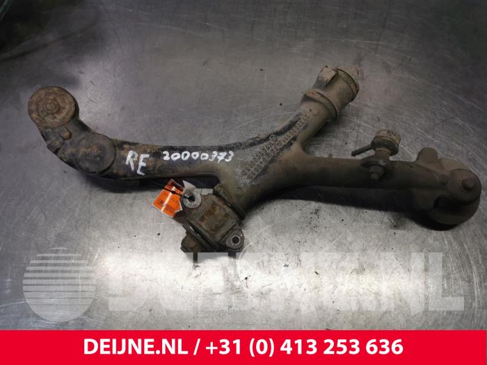 Front upper wishbone, right from a Renault Master III (ED/HD/UD) 2.5 dCi 16V 2002