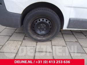 Used Set of wheels Opel Vivaro 1.9 DI Price on request offered by van Deijne Onderdelen Uden B.V.