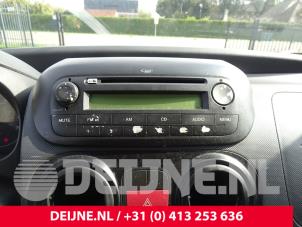 Usagé Radio Peugeot Bipper (AA) 1.4 HDi Prix sur demande proposé par van Deijne Onderdelen Uden B.V.