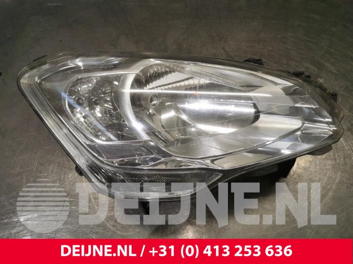 Citroen Berlingo 08 Headlights, right stock