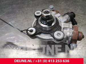 Used Mechanical fuel pump Volvo V70 (BW) 2.0 D4 20V Price € 125,00 Margin scheme offered by van Deijne Onderdelen Uden B.V.