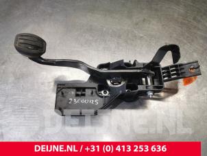 Used Brake pedal Peugeot Expert (VA/VB/VE/VF/VY) 2.0 Blue HDi 120 16V Price € 90,75 Inclusive VAT offered by van Deijne Onderdelen Uden B.V.