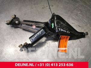 Used Sliding door roller, right Peugeot Partner (EF/EU) 1.5 BlueHDi 75 Price € 60,50 Inclusive VAT offered by van Deijne Onderdelen Uden B.V.