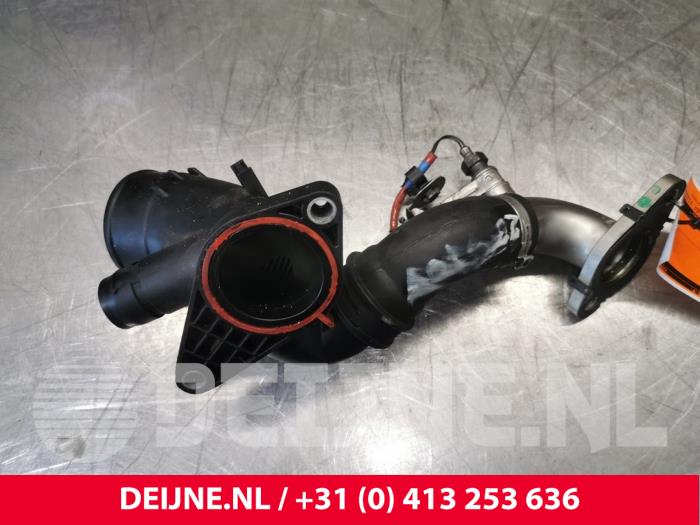 Gebrauchte AGR Rohr Renault Trafic (1FL/2FL/3FL/4FL) 2.0 dCi 16V 170 Preis € 48,40 Mit Mehrwertsteuer angeboten von van Deijne Onderdelen Uden B.V.