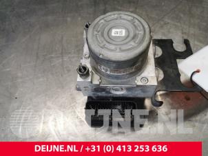 Used ABS pump Renault Trafic (1FL/2FL/3FL/4FL) 2.0 dCi 16V 170 Price € 211,75 Inclusive VAT offered by van Deijne Onderdelen Uden B.V.