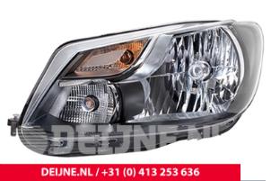 New Headlight, left Volkswagen Caddy Price € 139,15 Inclusive VAT offered by van Deijne Onderdelen Uden B.V.