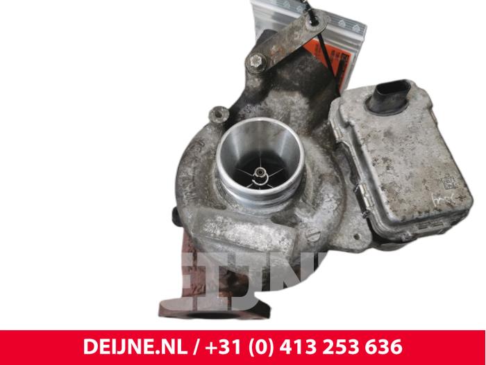 Używane Turbo Mercedes Sprinter 3,5t (906.63) 310 CDI 16V Cena € 272,25 Z VAT oferowane przez van Deijne Onderdelen Uden B.V.