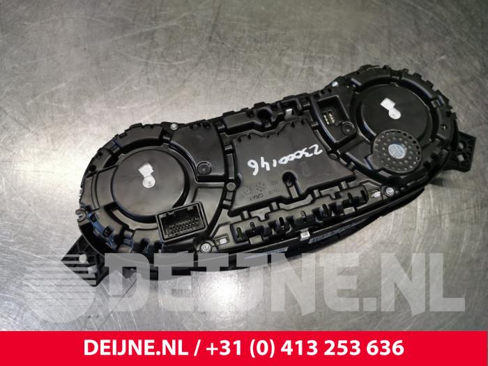Odometer KM from a Iveco New Daily VI 35C18,35S18,40C18,50C18,60C18,65C18,70C18 2022