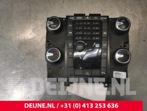 Used Heater control panel Volvo V70 (BW) 2.0 D4 16V Price € 40,00 Margin scheme offered by van Deijne Onderdelen Uden B.V.