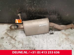 Used Exhaust rear silencer Mercedes V (447.8) 2.0 300 CDI, 300 d 16V Price € 60,50 Inclusive VAT offered by van Deijne Onderdelen Uden B.V.