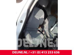 Usados Cinturón de seguridad derecha delante Peugeot Partner (GC/GF/GG/GJ/GK) 1.6 HDI 75 16V Precio € 90,75 IVA incluido ofrecido por van Deijne Onderdelen Uden B.V.