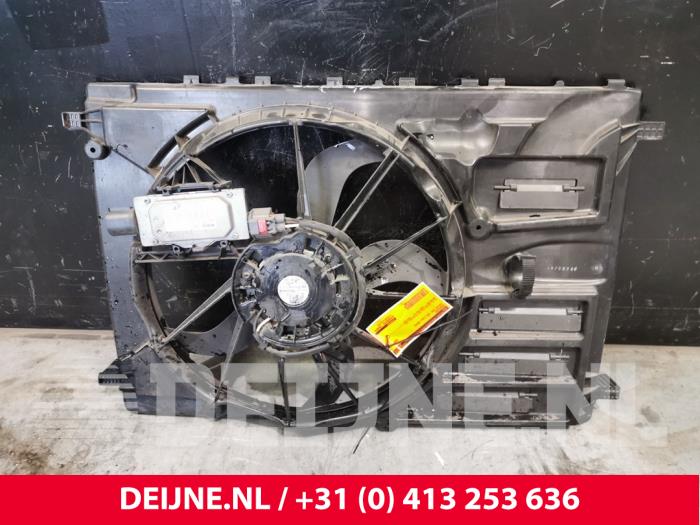 Cooling fans Volvo V40 Cross Country 2.0 D4 20V - 31319166
