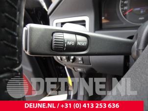 Gebrauchte Kombischalter Lenksäule Volvo V70 (BW) 2.4 D 20V Preis auf Anfrage angeboten von van Deijne Onderdelen Uden B.V.