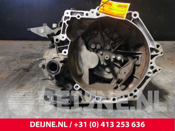 Gearbox Toyota ProAce 1.6 D-4D 95 16V - 9680886610 3WZTV 20ET39
